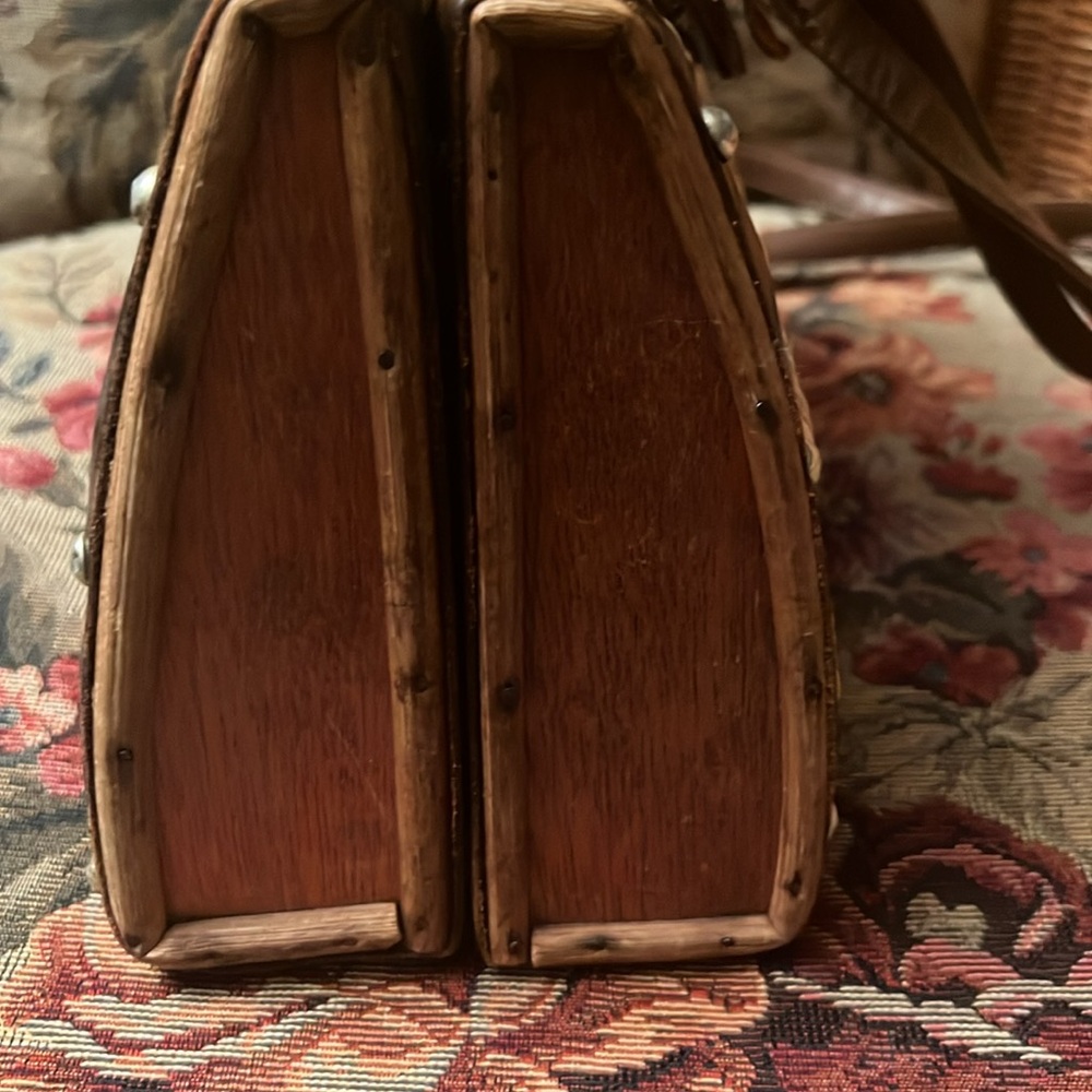 Vintage wicker crossbody bag - Picture 7 of 9
